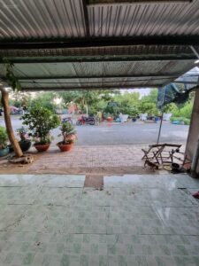 Chính chủ cần bán căn nhà khu dân cư Giồng Ao Hai mặt tiền đường, giá 2,8 tỷ (giá ngộp)